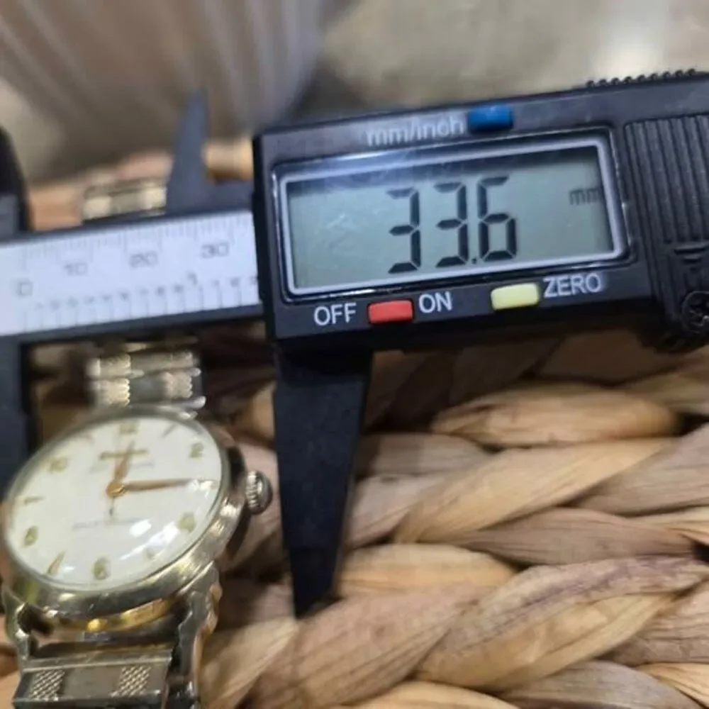 Vintage Bulova 23 Jewel Self-Winding Watch